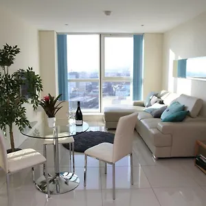 Apartment Centre